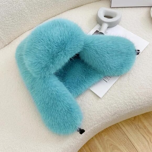 Fluffy Trapper Hat main image 4